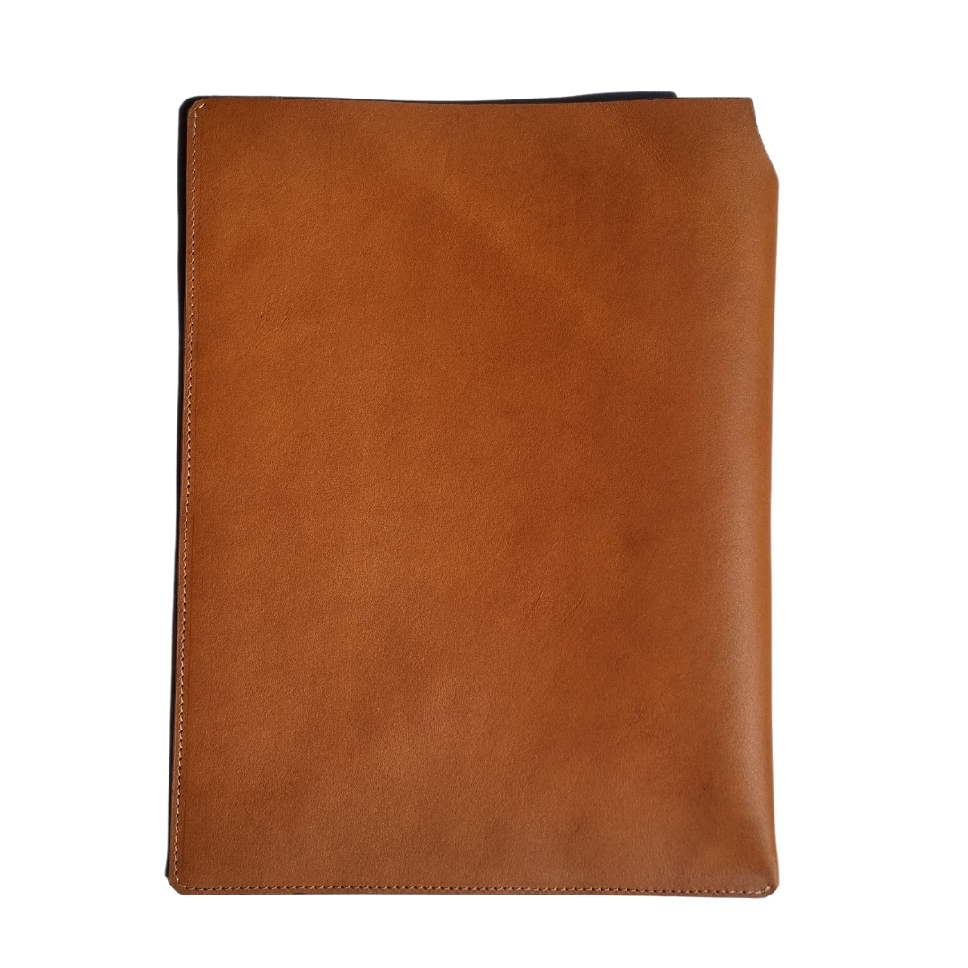 Porta Leather laptop and tablet slip in Heritage tan