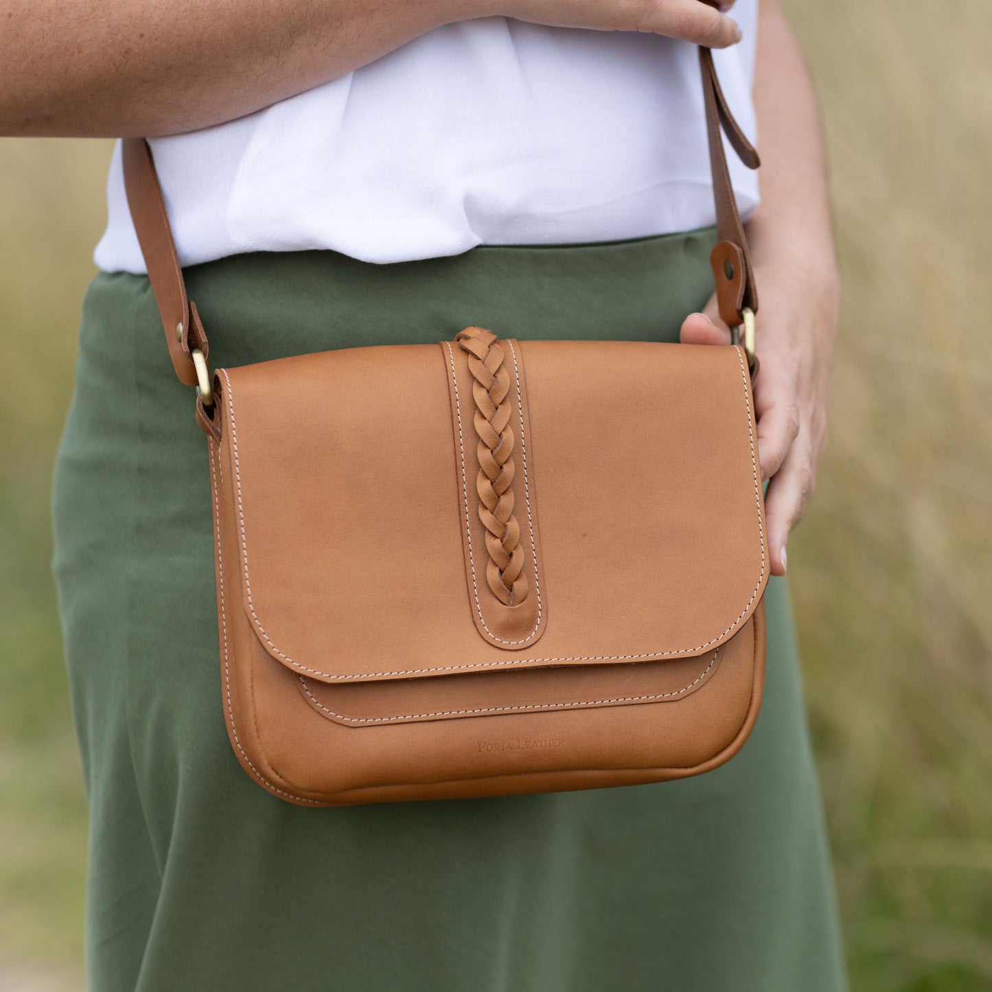 Cora Saddle Bag in Tan