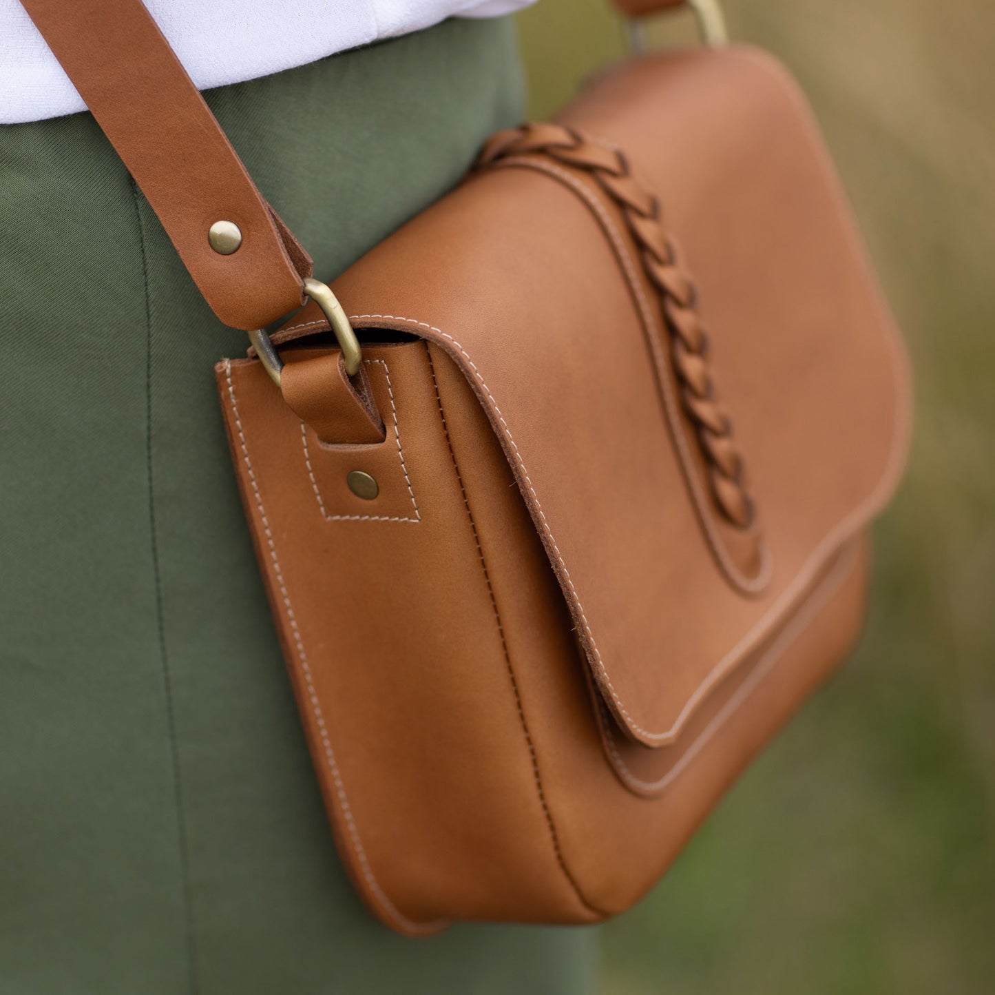 Cora Saddle Bag in Tan side view